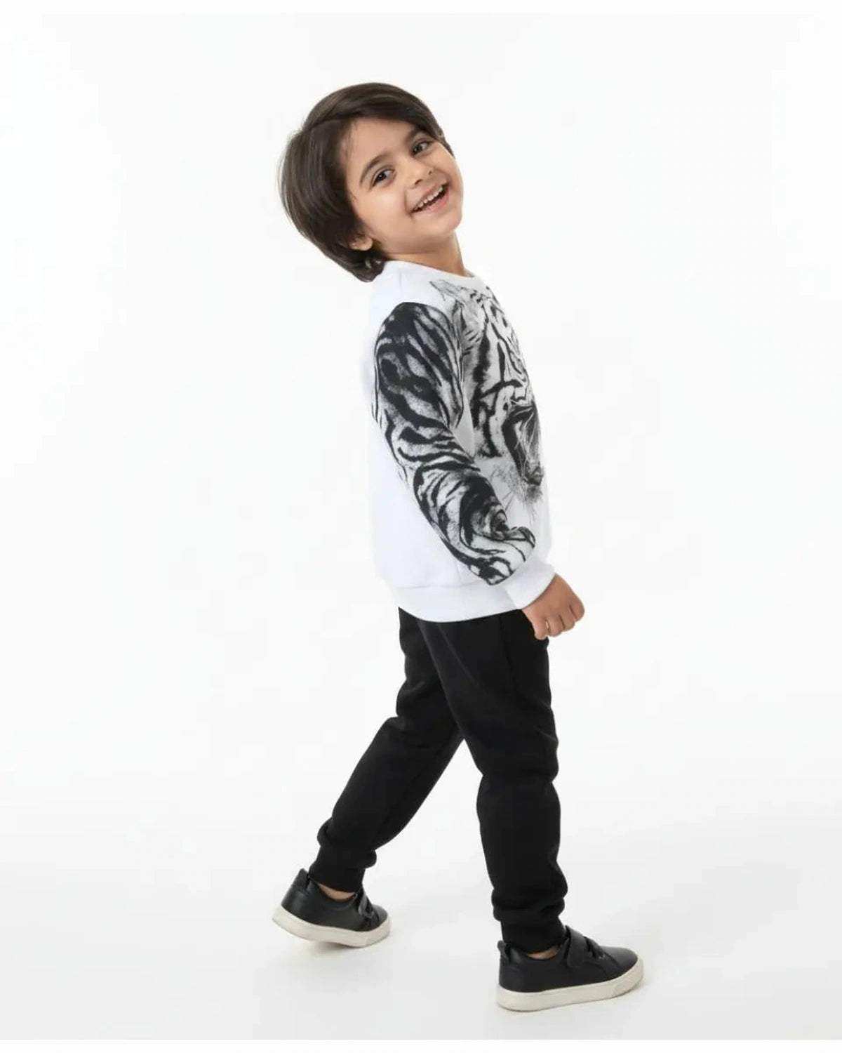 Unisex White Tiger Print Sweatshirt with Black Trouser Set