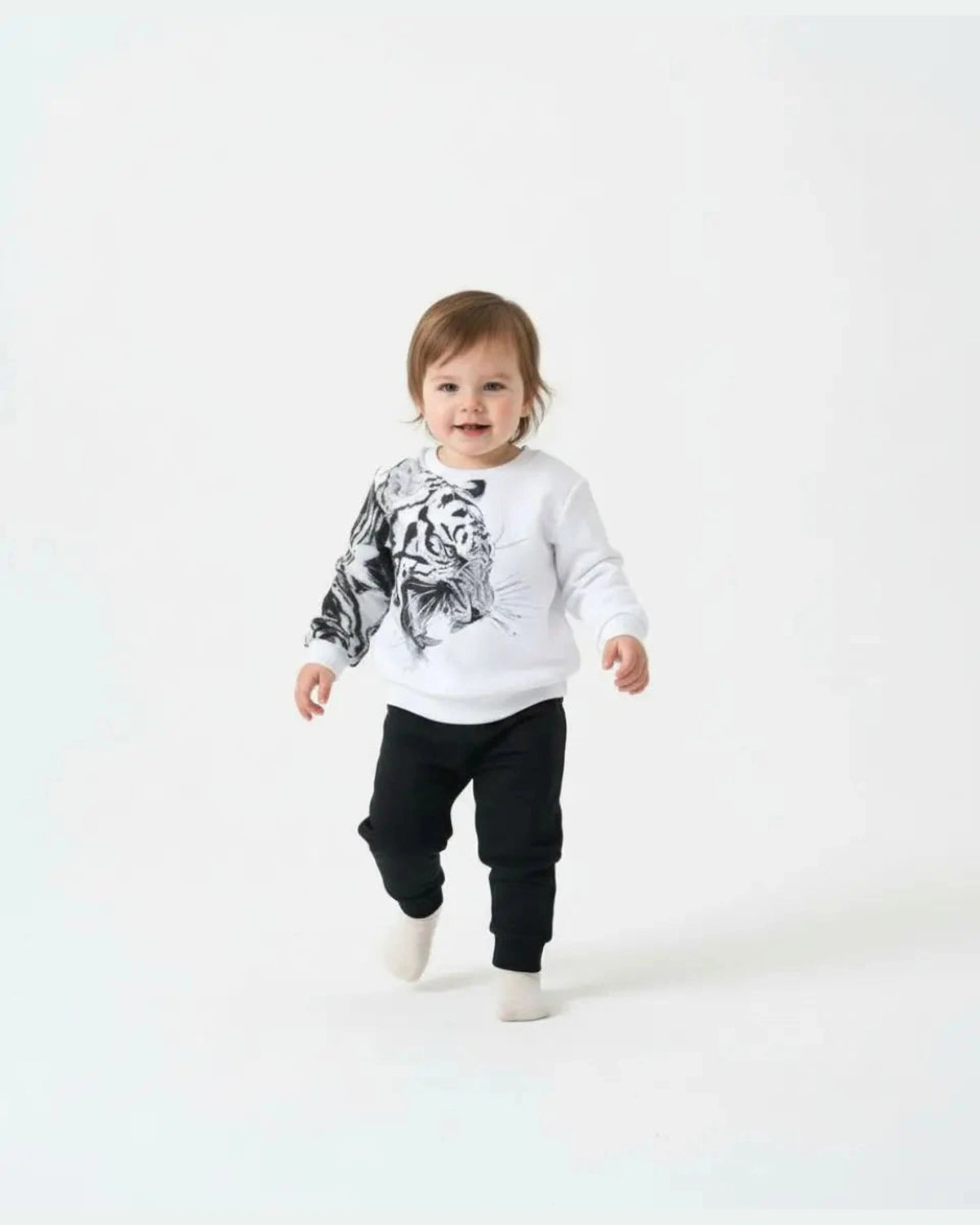 Unisex White Tiger Print Sweatshirt with Black Trouser Set