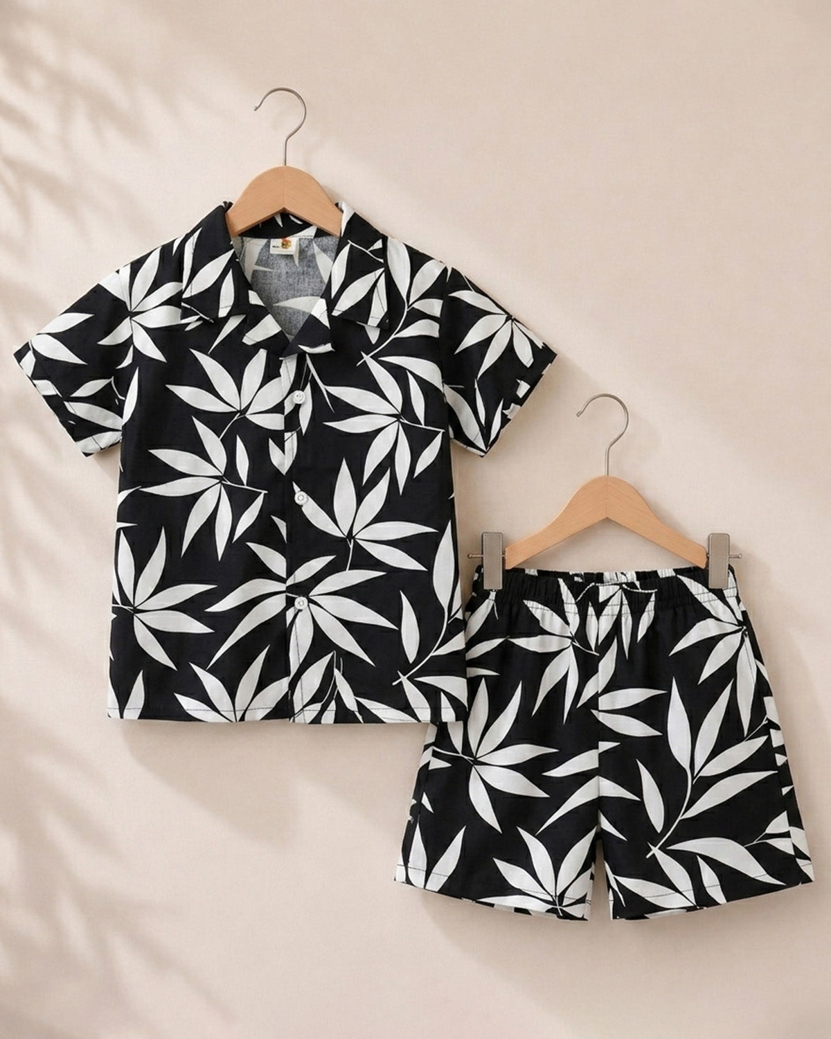 Black Leaf Breeze Set