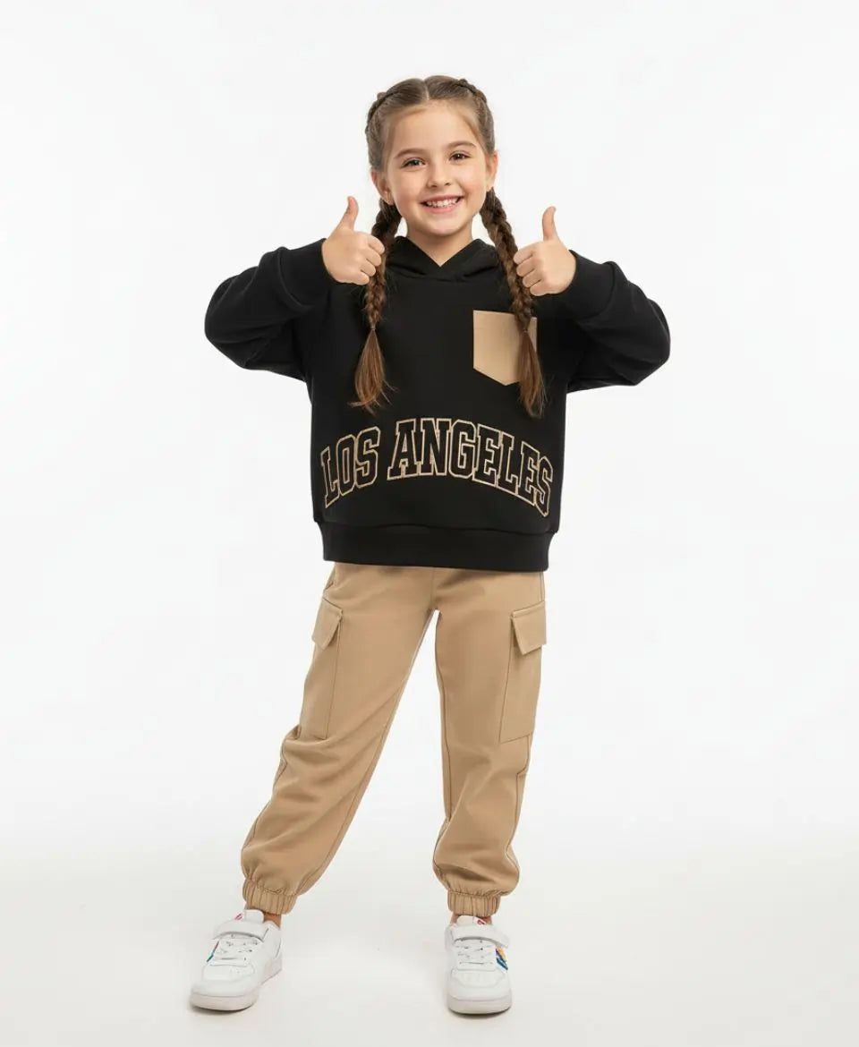 Unisex Kids Fleece Hoodie & Trouser Set – Black & Beige “Los Angeles” Outfit