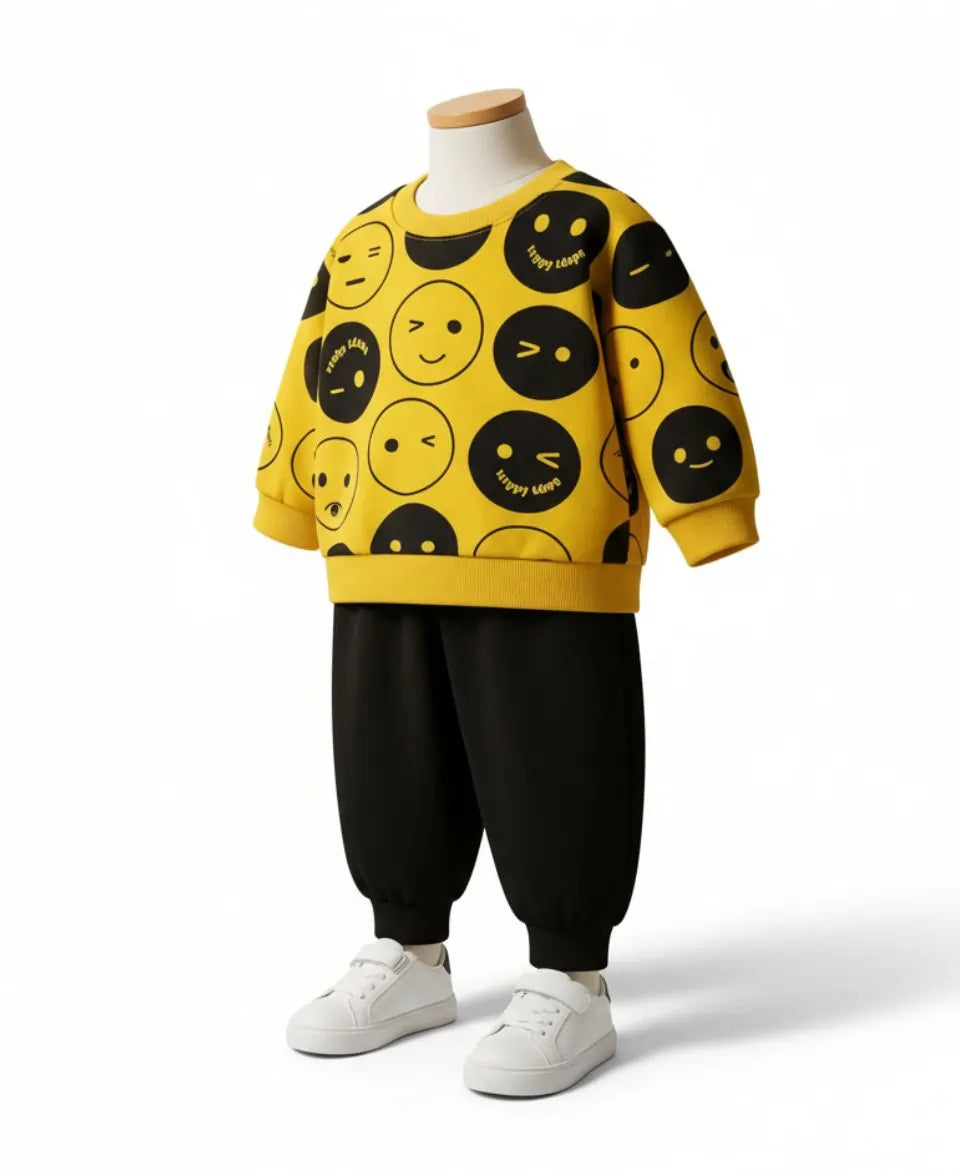 Unisex Fleece Sweatshirt & Pants Set – Emoji Print Winter Outfit