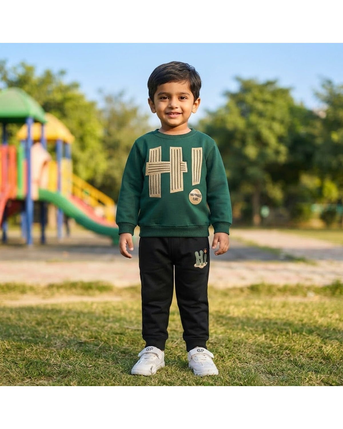 Boys’ Printed Sweatshirt & Jogger Set – Green & Black Winter Outfit