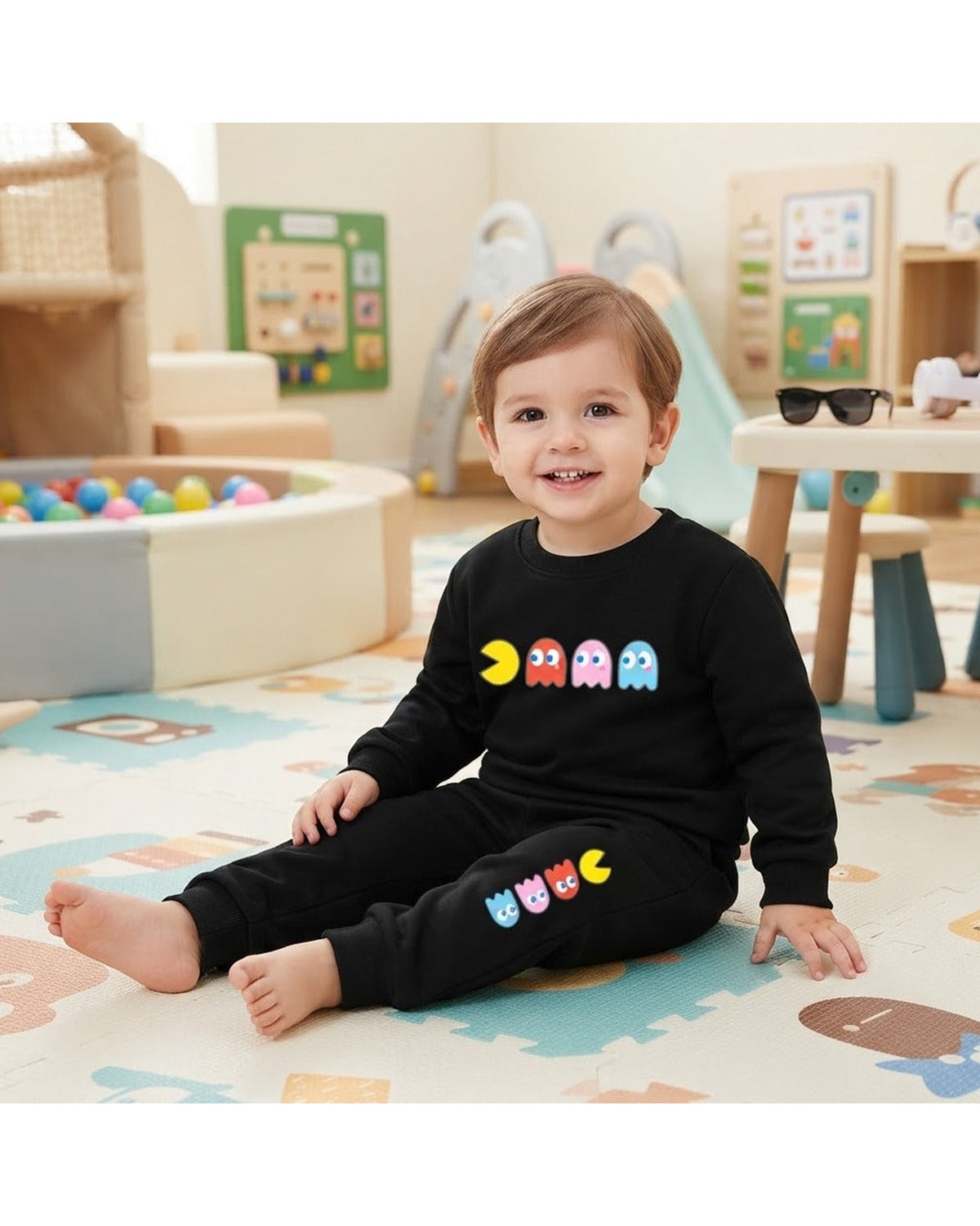 Boys’ Cartoon Printed Sweatshirt & Jogger Set – Black Winter Outfit