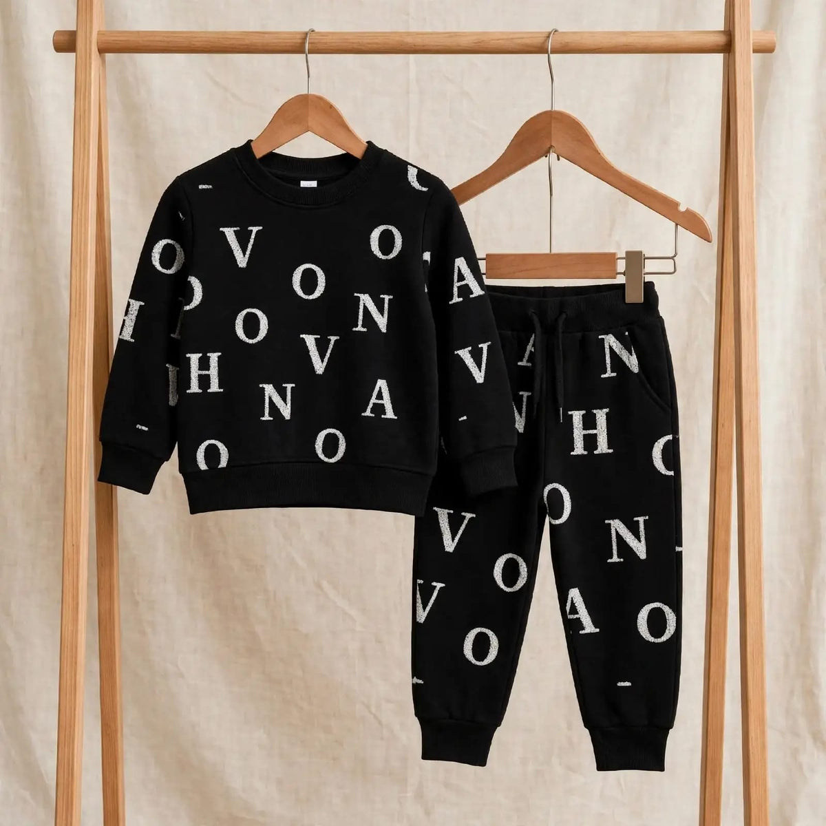 Unisex Fleece Sweatshirt & Trouser Set – Letter Print Winter Outfit
