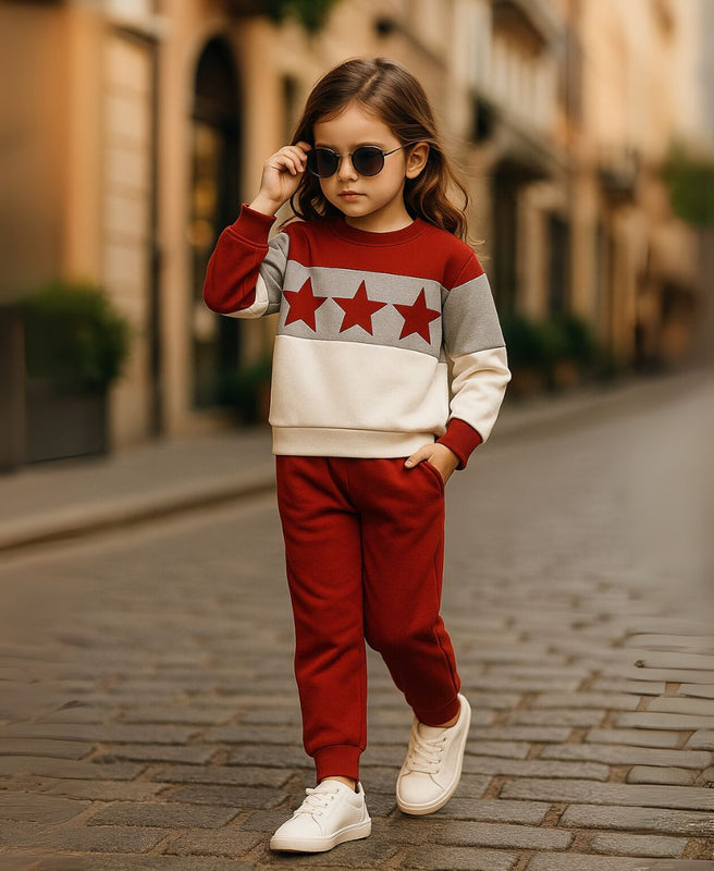 Unisex Fleece Sweatshirt & Pants Set – Red Star Winter Outfit